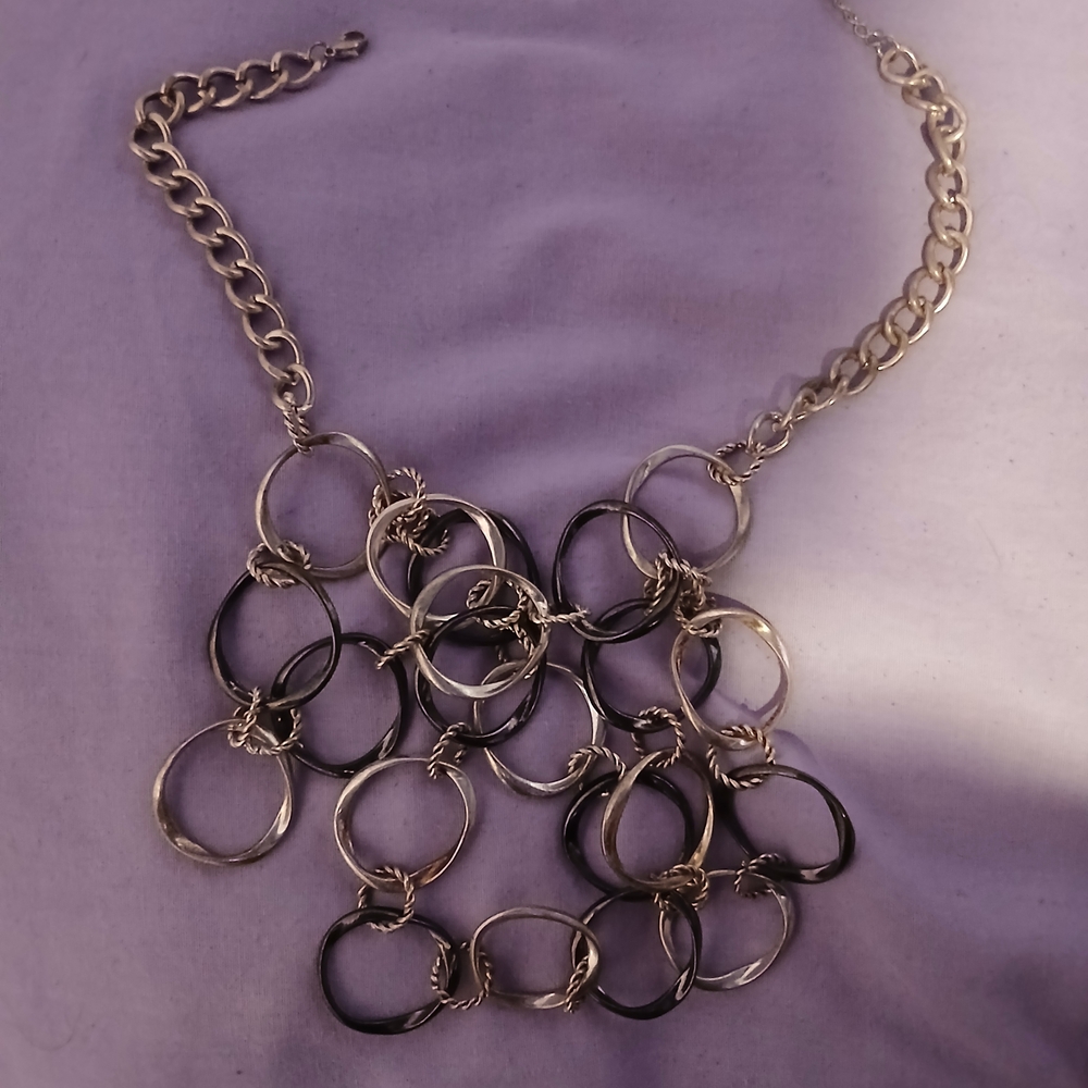 Elegant Gold Chain Link Necklace